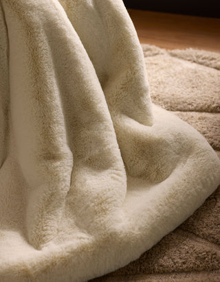 Superplush Cuddle Blanket.