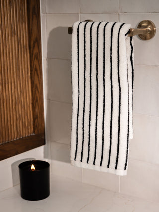 Luxe Hand Towels.