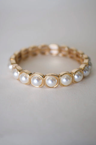 Pearl Stretch Bracelet