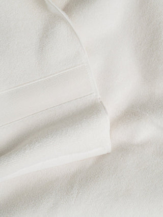 Luxe Hand Towels.