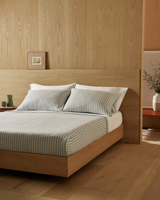 Waterfront Coverlet.