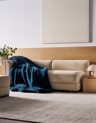 Superplush Cuddle Blanket.