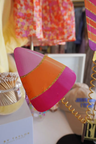 The Round Top Collective Candy Corn Trio Stake.