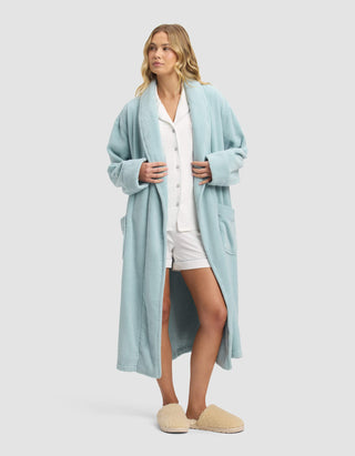 Luxe Bath Robe.